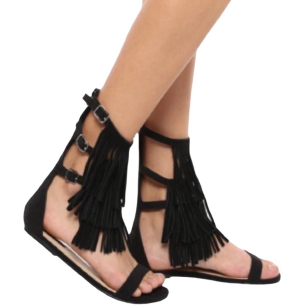 FOREVER 21 Link T Strap Fringe Sandals Black Size 8